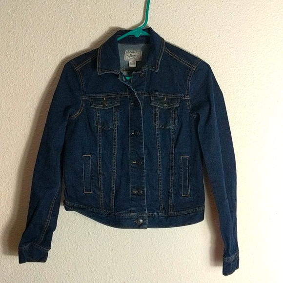 G.H. Bass & Co. Jackets & Blazers - G.H. Bass Denim Jean Trucker Style Jacket sz XS